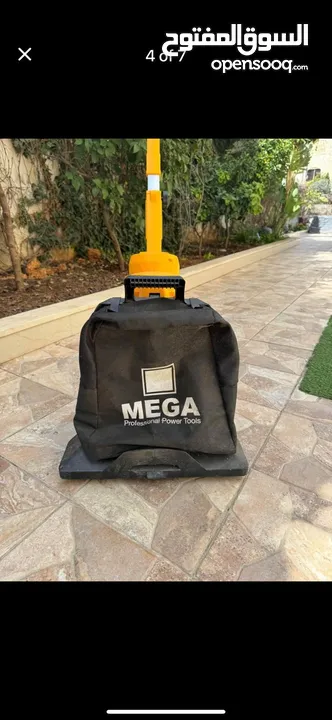 مكنسة ورق كهربائية ميجا 3000 واط الماركة Mega Professional Power Tools. بحالة الوكالة