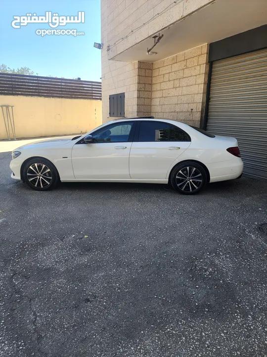 Mercedes E300 plug in hybrid 2020 ترخيص