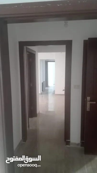شقة أرضية مفروشة ومميزة للبيع