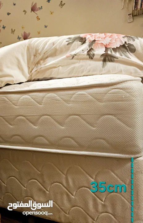 سرير بقياس queen size مع المرتبه (الدوشق) قياس 152×200