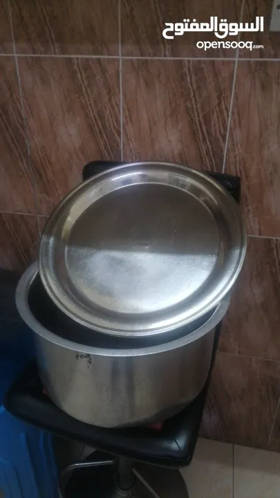 Kitchen Pot For Sale (BIG SIZE)