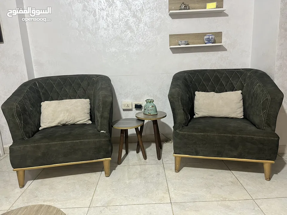 كنب جلوس  لون مميز