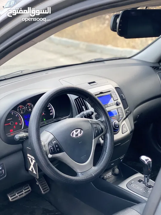 هيونداي i30 2009 ماشية 93 Full++ بس للمعني