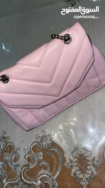 شنطة كتف زهرية