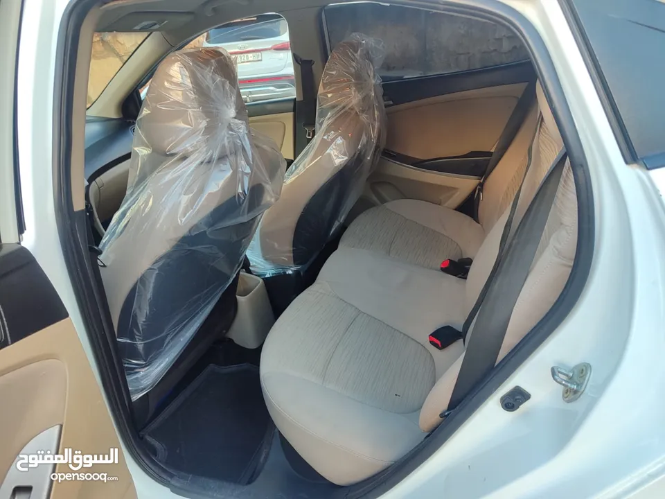 مزاحم     اكسنت سعررر حرررق 39 موديل 2018