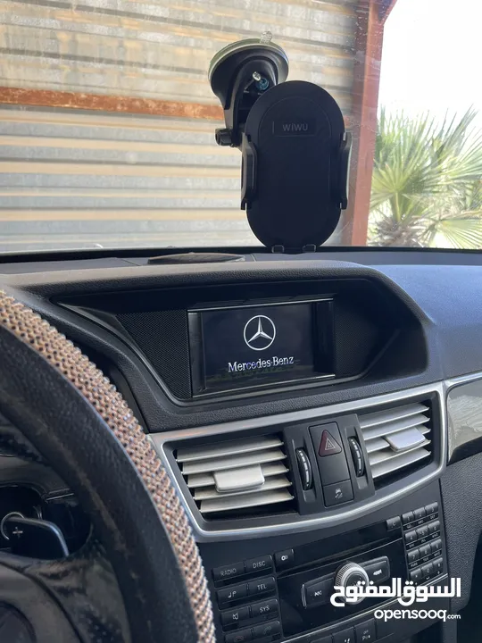 Mercedes e200 cgi2010w212السعر غير قابل للتفاوض صورة الفحص  السياره بالصور 4جيد  اعلى صنف ا