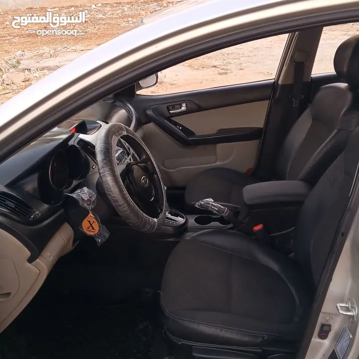 كيا فورتي 2009 للبيع