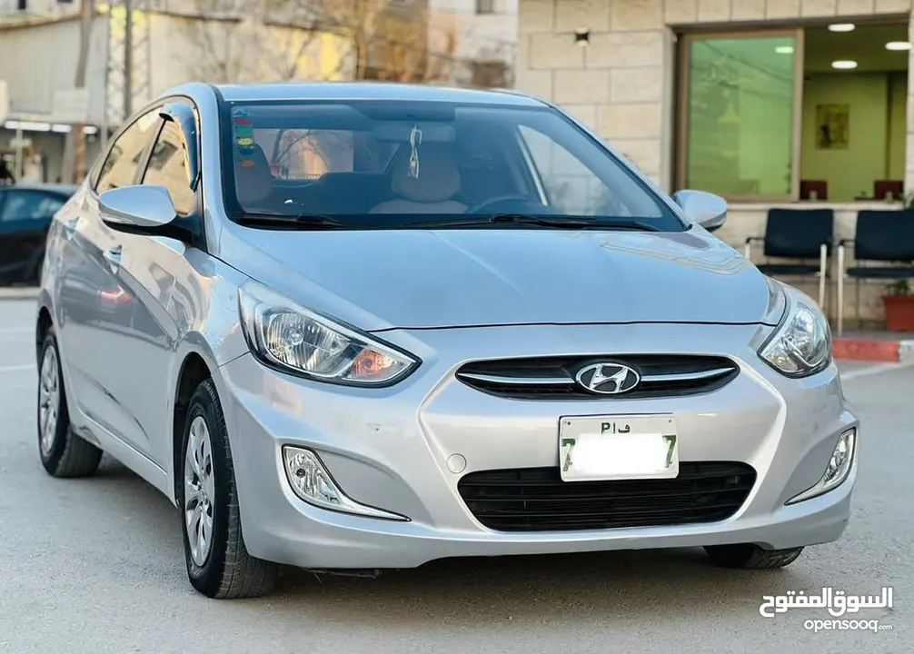 اكسنت 2017 متور 1600 بنزين 4 غيار دهان شركه