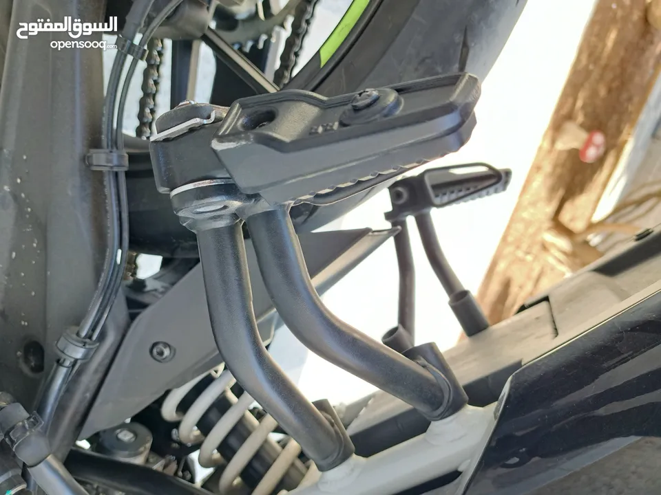 للبيع او البدل cfmoto 300sr