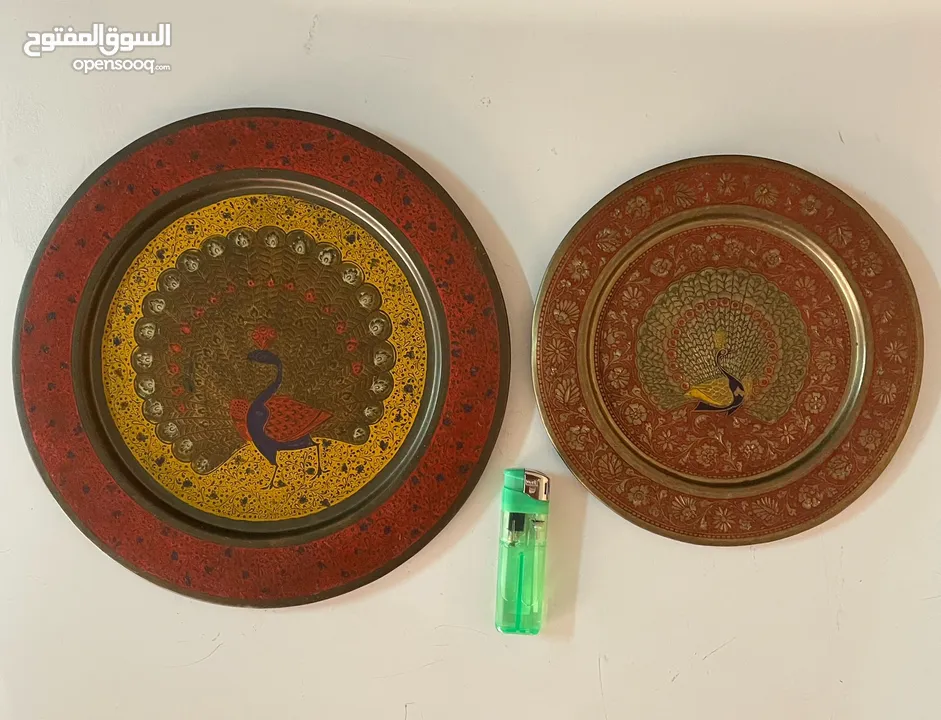 (نوادر نحاسية) أطباق تعليق وديكورات قديمة مميزة.