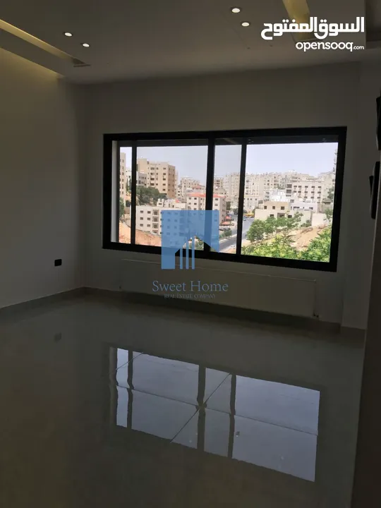 شقة أرضية فاخرة للبيع في الكرسي - خلف إدارة السير 165م مع ترس 30م تشطيب سوبر ديلوكس لم تسكن