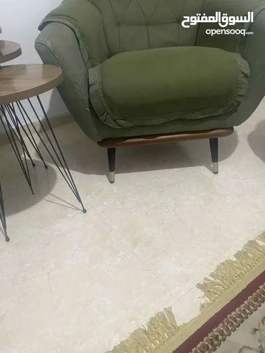 طقم كنب بحاله جيدة