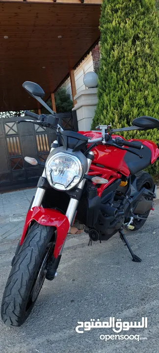 Ducati Monster 821