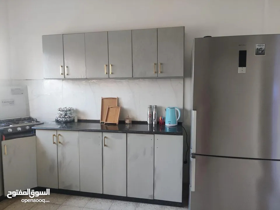 شقة للبيع بطولكرم البلد بسعر مغري ومساحة كبيرة