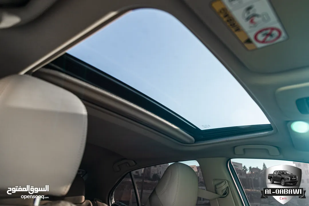 Toyota Camry Gle 2023  السيارة بحالة ممتازة جدا و قطعت مسافة 70,000 كيلو متر