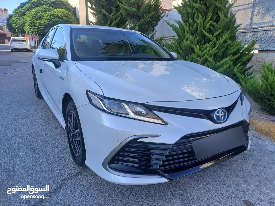 Toyota Camry LE 2024 مالك اول من الزيرو بحالة الشركة