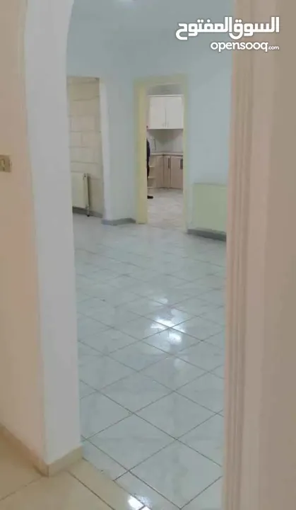 شقة فارغة - عرجان - 3نوم 1ماستر - 200م