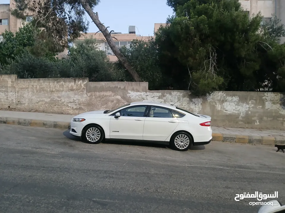 فورد فيوجن 2015 للبيع