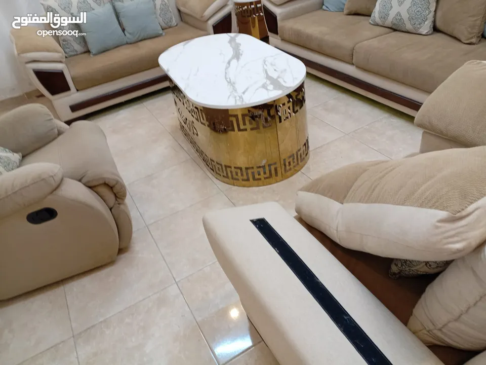 #طقم_كنب #مستورد امريكي مع مفردة ريكلاينر  خشب سويد داخلي وخارجي مع ارجل زان ... اسفنج دانلوب ...