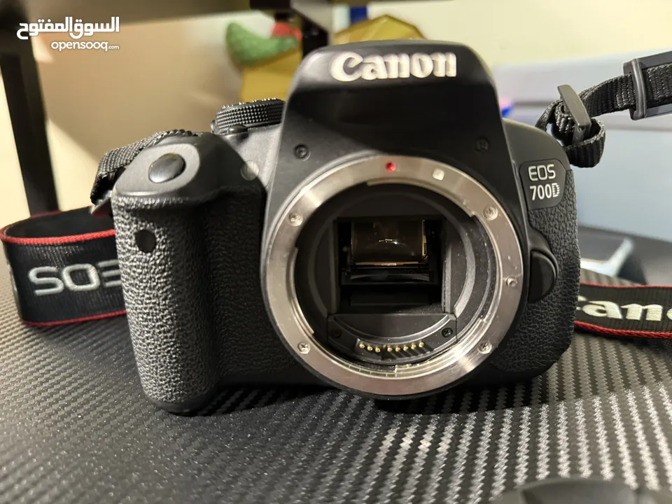 Canon 700D DSLR camera