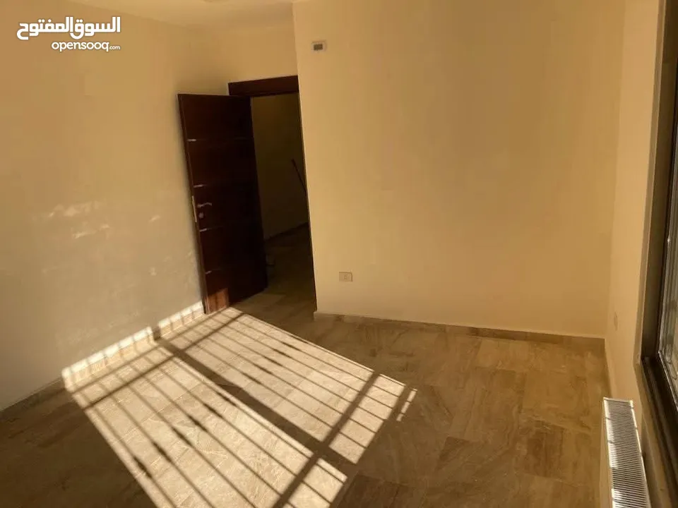 شقة لقطة حقيقية للبيع اجمل مناطق الجبيهة قرب جامعة الاميرة سمية ومن المالك بسعر مغري