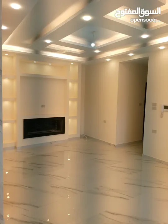 شقة جديدة لم تسكن اعلان رقم (SL2004)