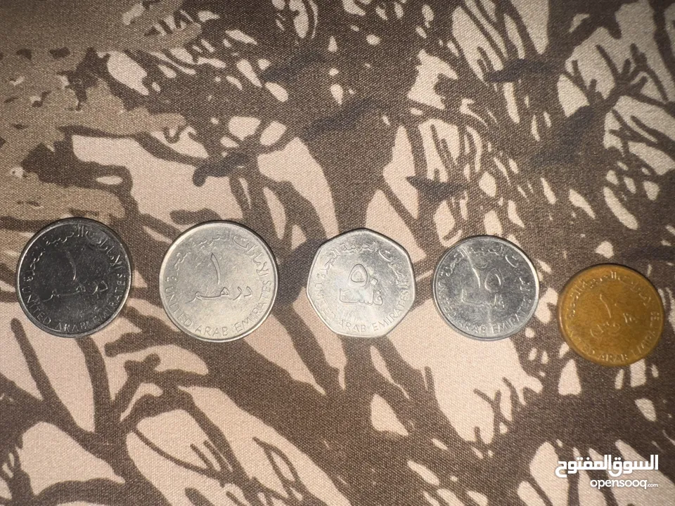 عملات للبيع بحالات جيدة
