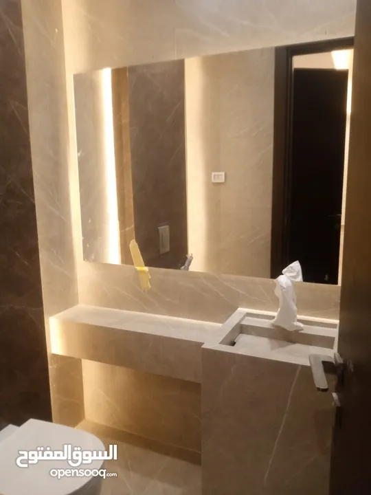 شقه للبيع في عبدون- ref:14680