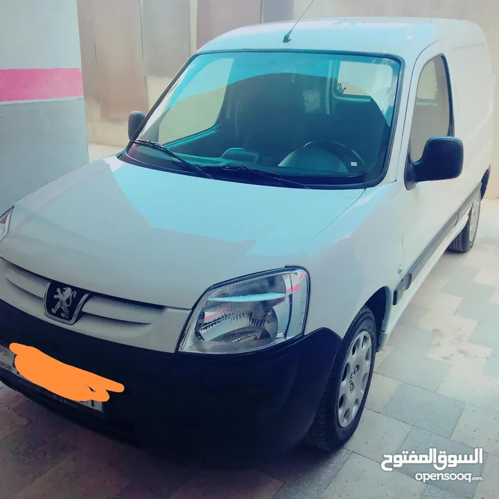 بيجو بارتنر بنزين 2012 ماتور 1600cc