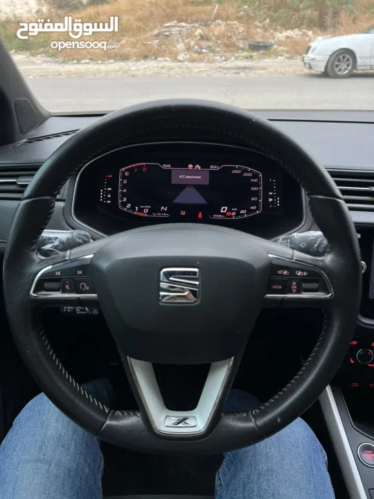 ارونا اكسيلانس فل مسكر