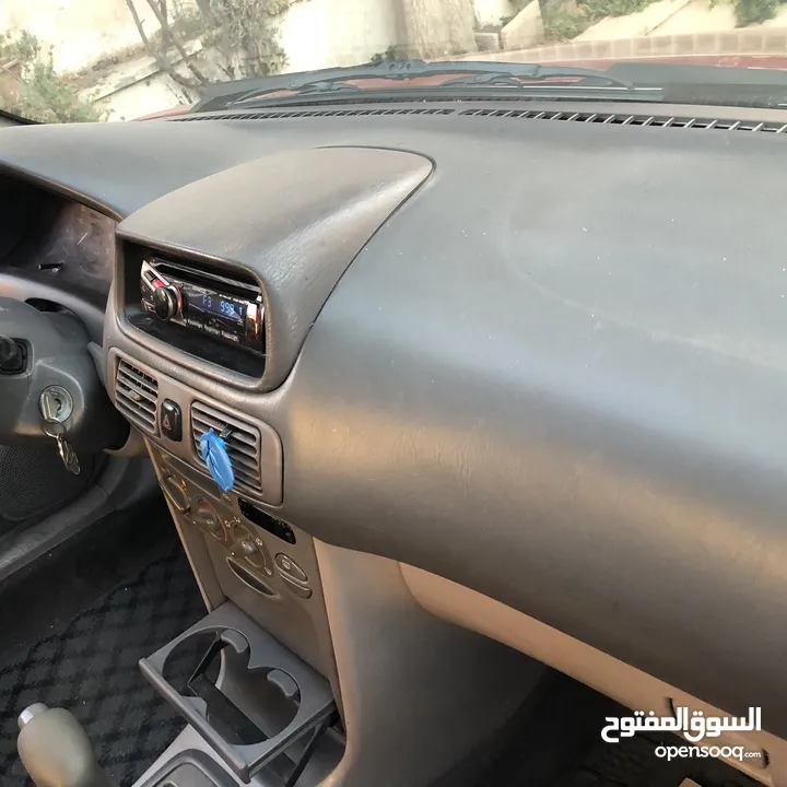 Toyota corolla automatic 2000 بسعر ممتاز