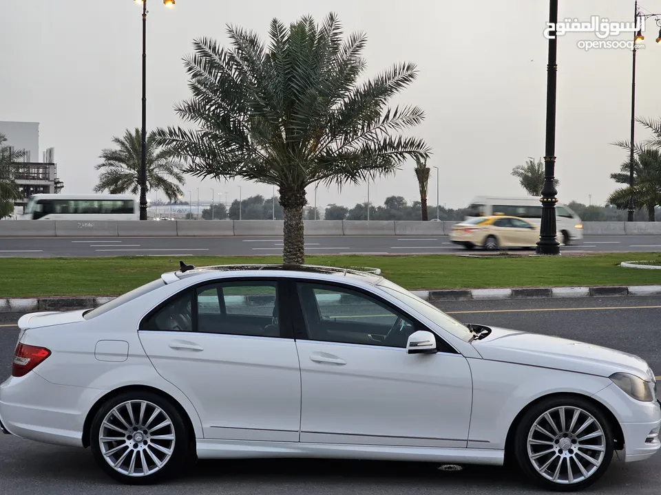 Mercedes C300  2014 AMG 63 panoramic full option