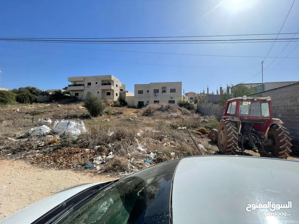 ارض للبيع في الجابريات ، أرض مستويه محاطه بفلل