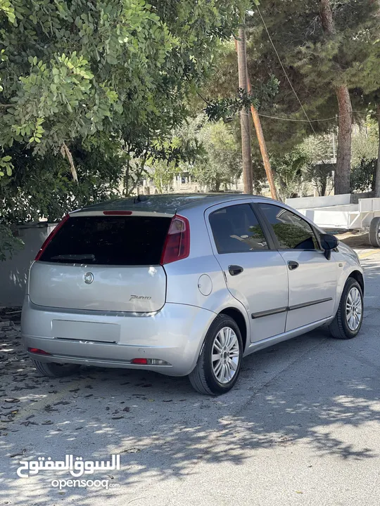 فيات جراند بونتو 2010