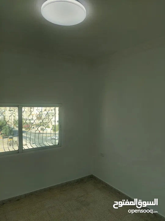 شقه للبيع في ماركا الشمالية