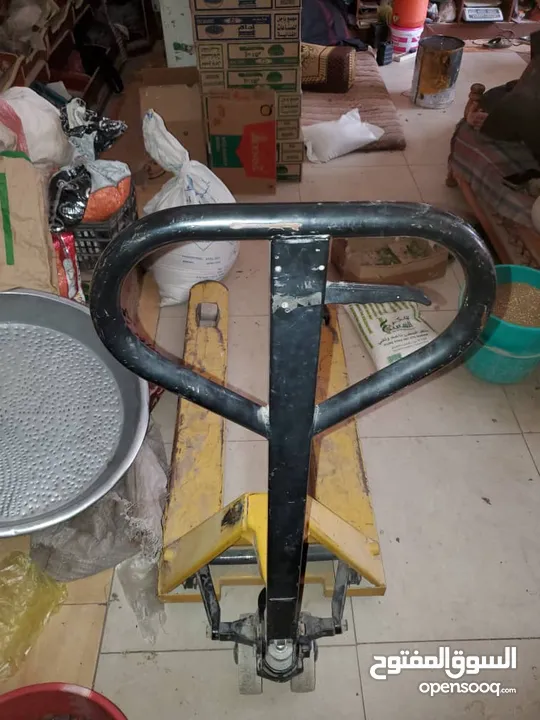 رافعة يدوية مُستخدمة بحالة جيدة Used hand winch in good condition