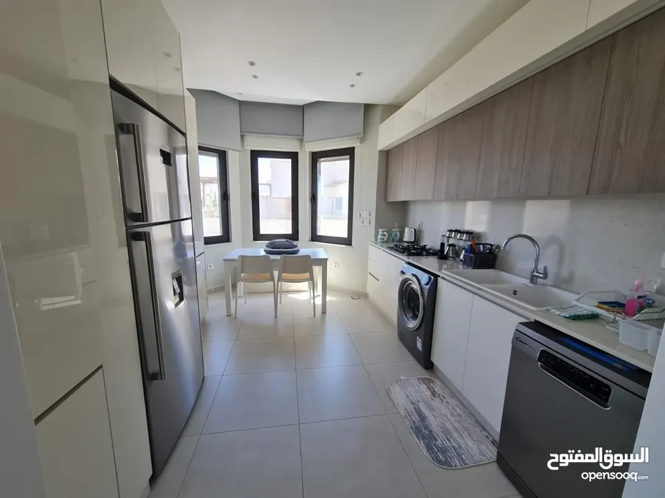 شقة مفروشة للايجار في دير غبار ( Property 40134 ) سنوي فقط