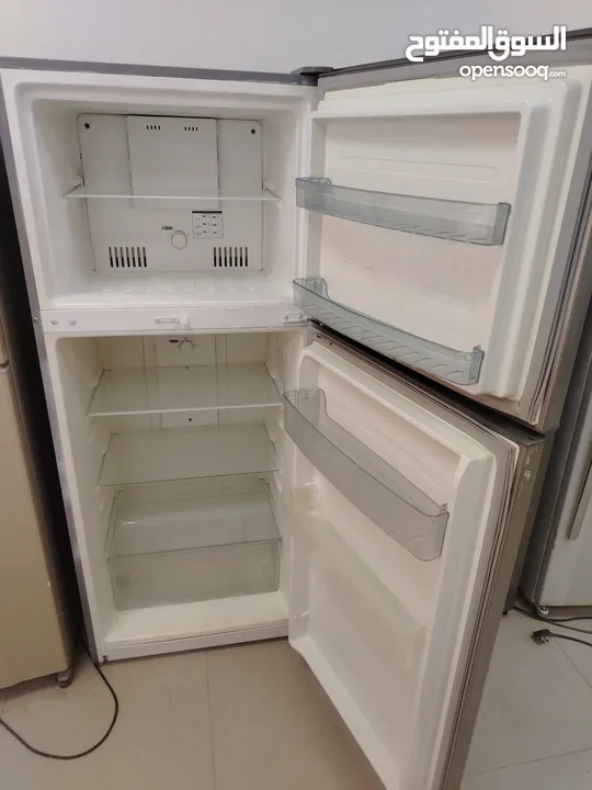 Small Medium&Big size Fridges are available 15r to 90r