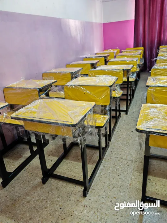 تفصيل اثاث مدرسي دروج مدرسية مقاعد طلاب كراسي محاضرات طاولات رياض اطفال