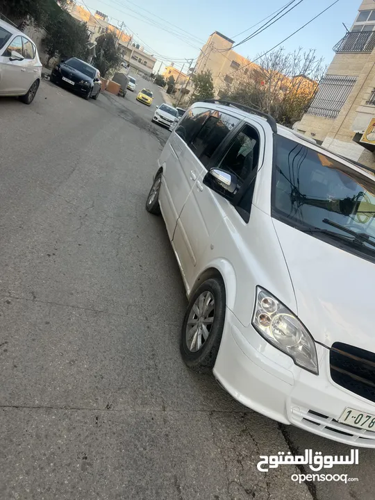 مرسيدس فاينو