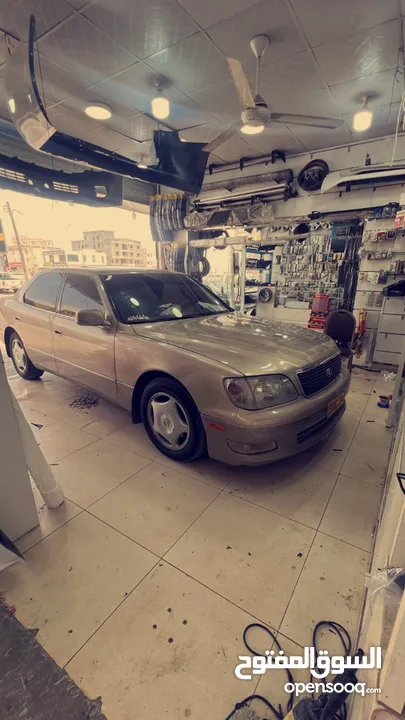 لكزس ls400 للبيع