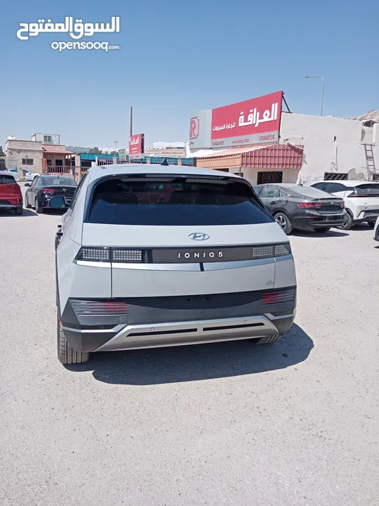 هيونداي ايونيك 5 موديل 2024 عداد 2000 miفقط شبه اصفار. وارد أمريكي استخدام شخصي