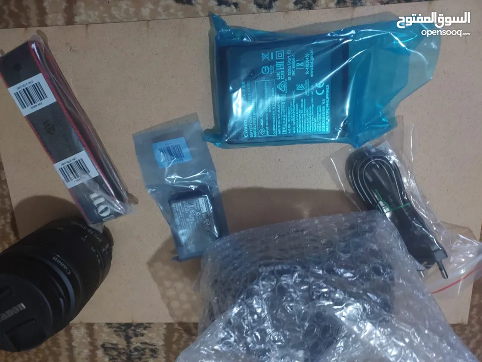 كاميرا كانون جديد بالكرتونة cannon EOS 2000D