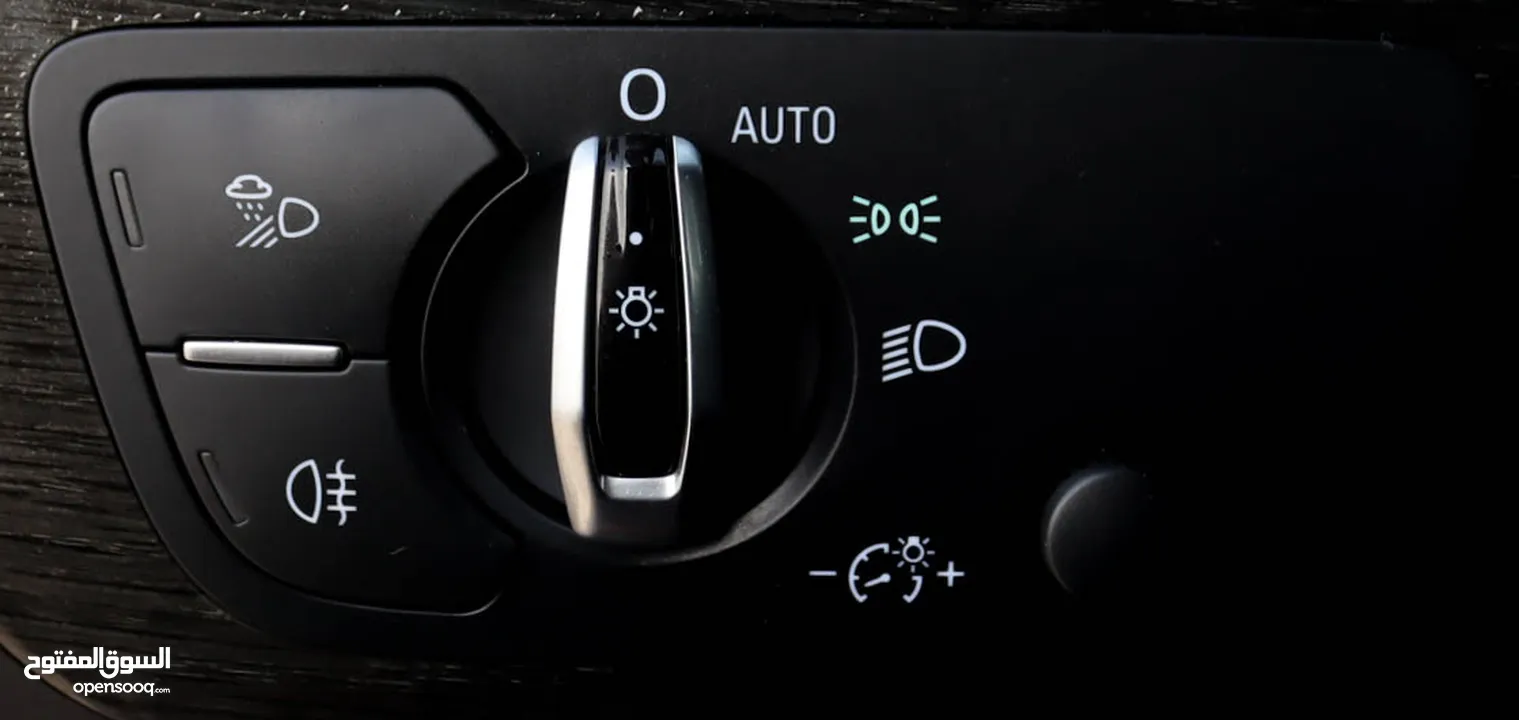 Audi Q7 40 TFSI quattro 2017 V4  GCC, accident-free in excellent condition service history from Audi