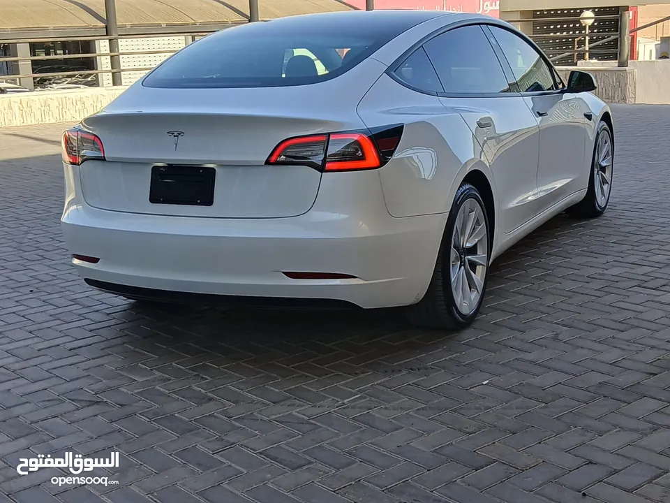 تسلا موديل 3 (2023) standard plus