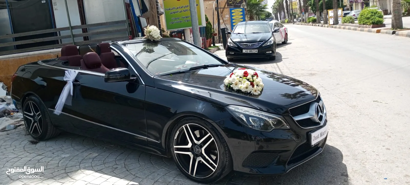 الورود لتاجير المركبات في اربد لاند كروز و مرسيدس كشف للايجار