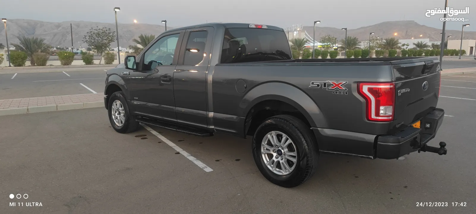 فورد F-150 باب ونصف