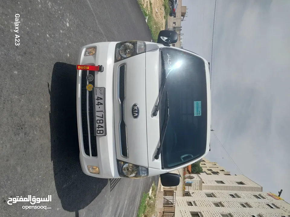 KIA BONGO 3