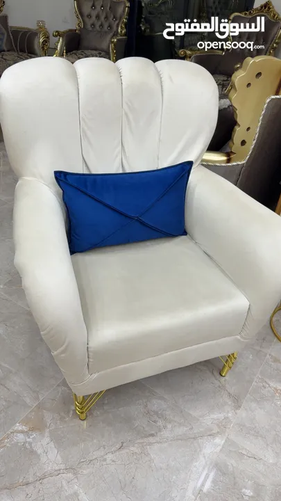 طقم كنب 7 مقاعد استعمال بسيط جداً