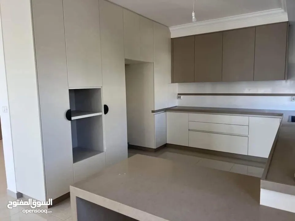 شقه فارغة للايجار في المصيون قرب فندق الملينيوم